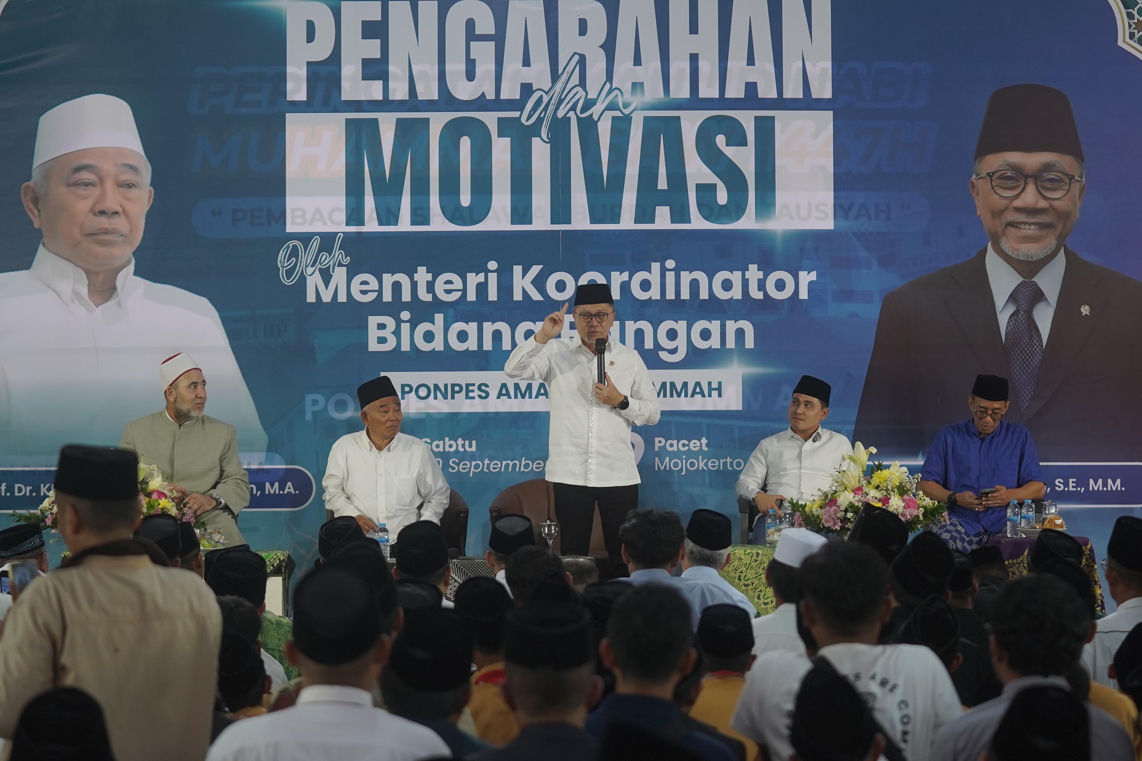 364968_beri-pengarahan-pada-santri-ponpes-amanatul-ummah-menko-pangan-zulhas-ingat-selalu-petani-dan-nelayan_20250927101331.jpg