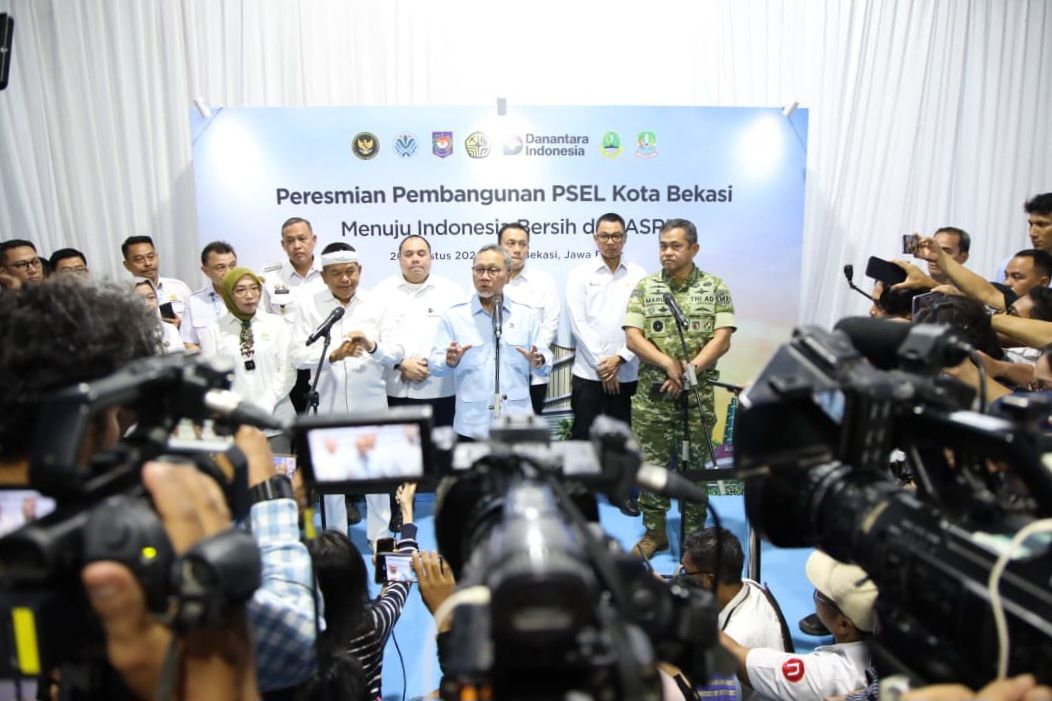 MENKO PANGAN : ATASI KRISIS SAMPAH BEKASI, PEMERINTAH JALANKAN SOLUSI HULU - HILIR. PILAH - OLAH, JADI ENERGI