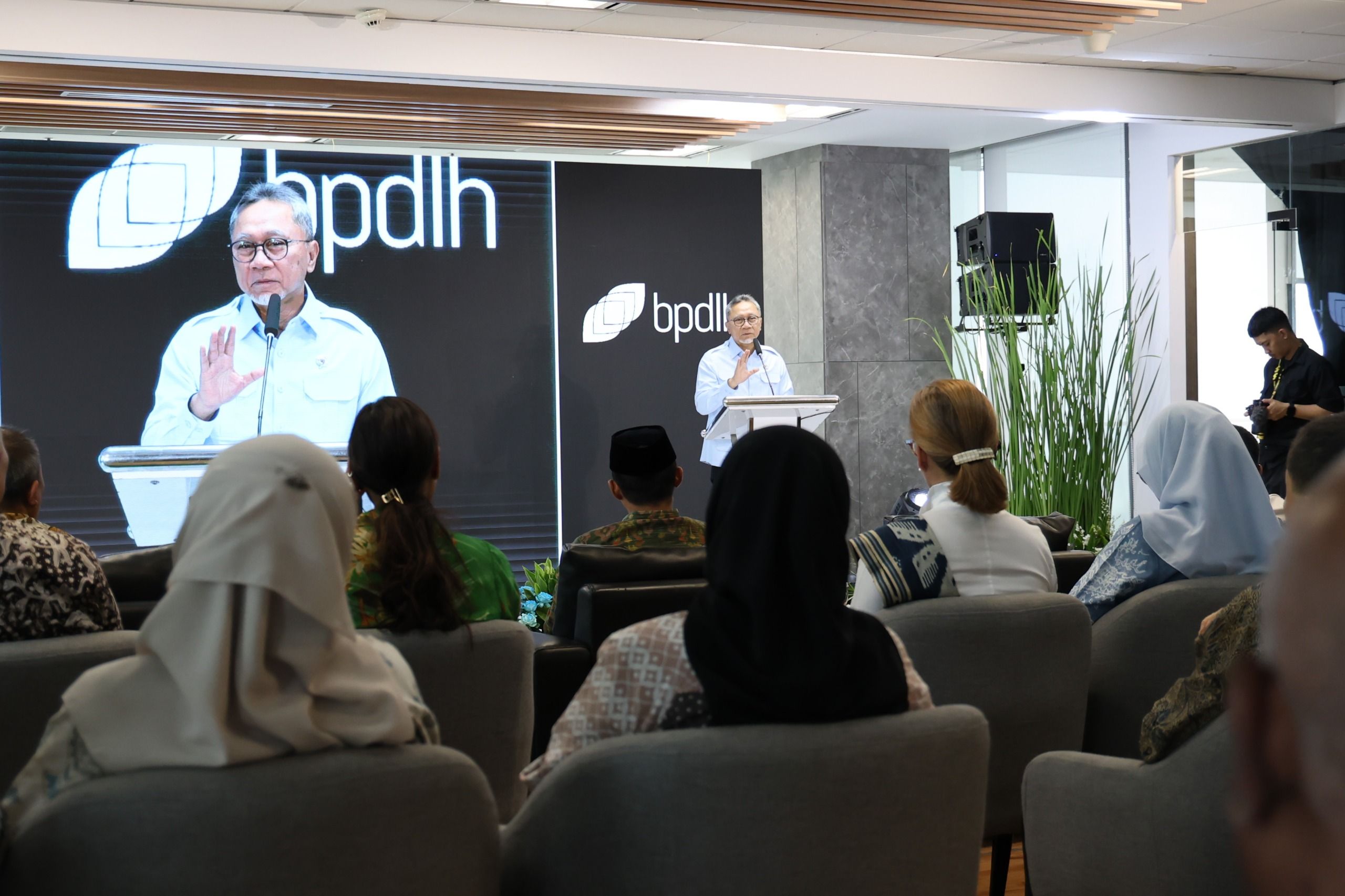 Kemenko Pangan Dorong Percepatan Penyaluran Rp253,1 Miliar Dana REDD+ GCF ke 10 Provinsi 
