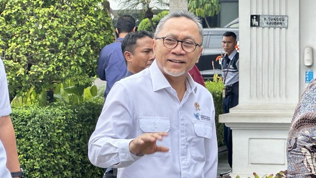 386727_zulhas-soal-impor-1-000-ton-beras-as-beras-khusus-bukan-buat-makanan-kita_20260305131441.jpeg