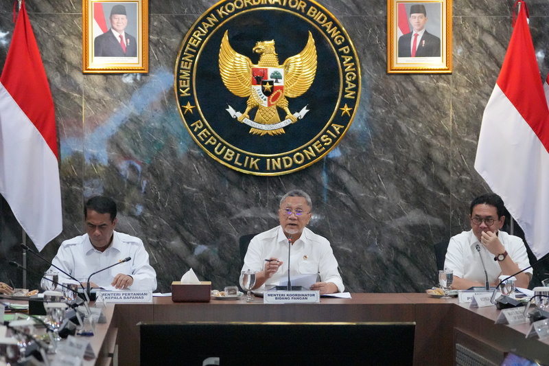 477828_rapat-terbatas-di-kemenko-pangan-bahas-cadangan-pangan-pemerintah-2026_20260106132226.jpg