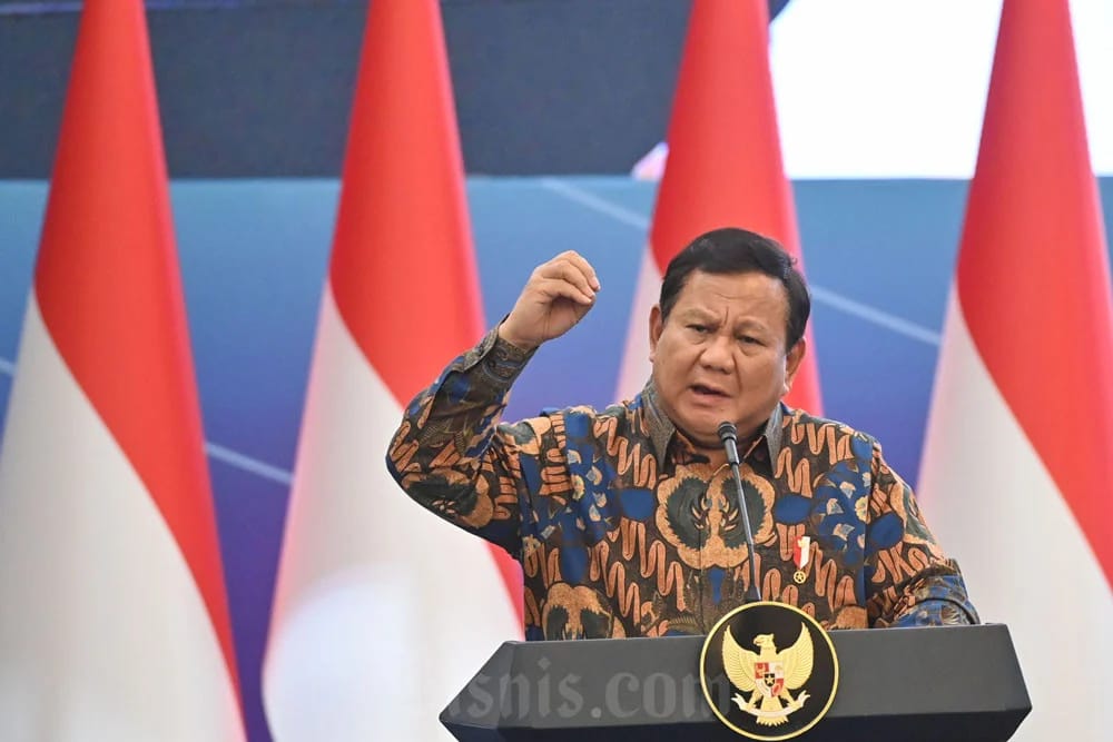 528991_prabowo-resmi-bentuk-satgas-kopdes-merah-putih-zulhas-jadi-ketua_20250516203546.jpeg