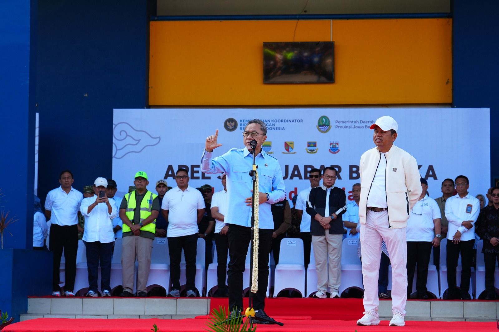 Zulhas Dorong Teknologi BRIN untuk Kurangi Beban Sampah dari Hulu