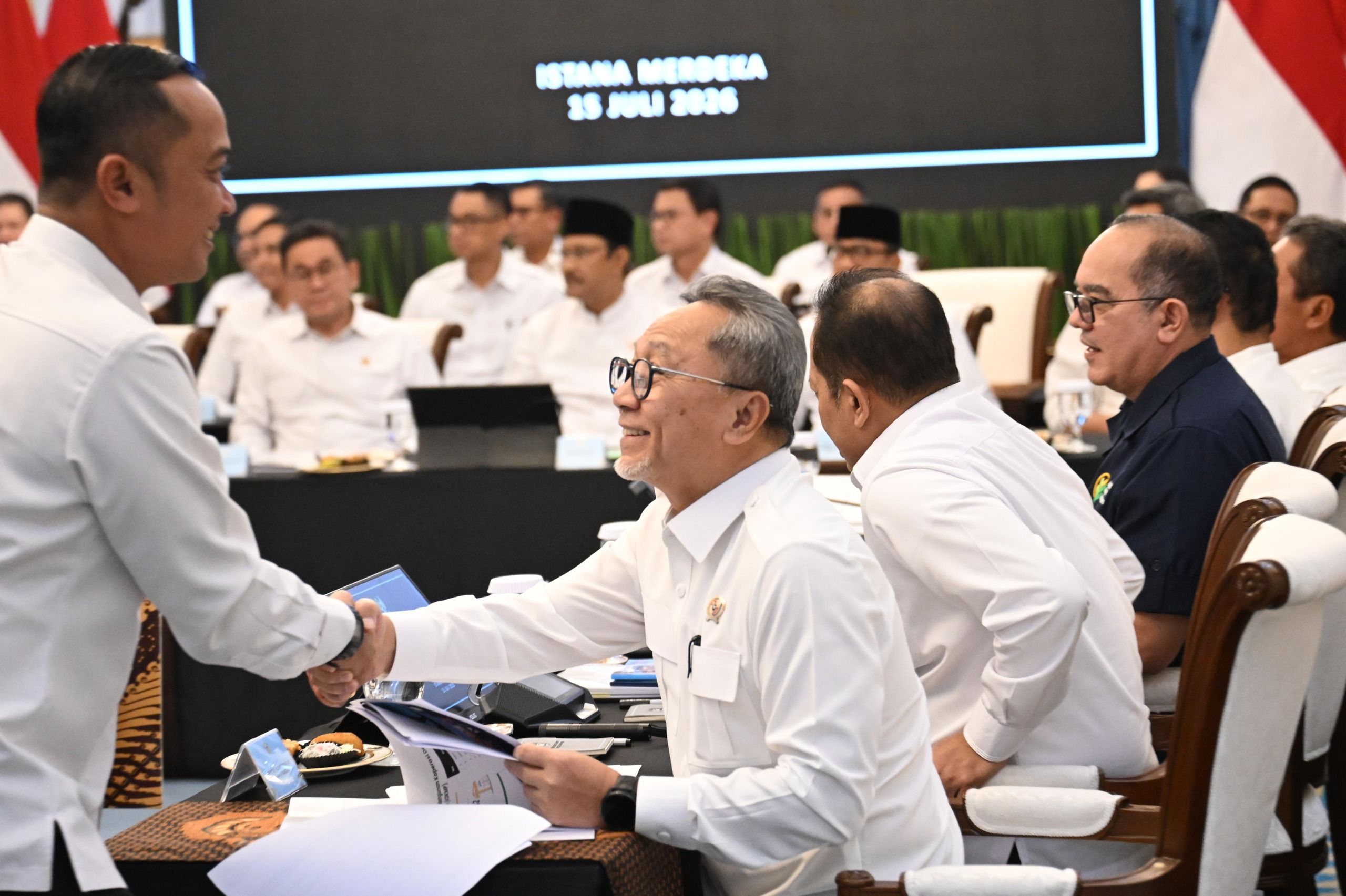 Zulhas Jelaskan Kopdes Merah Putih Bukan Supermarket: Sebagai Offtaker