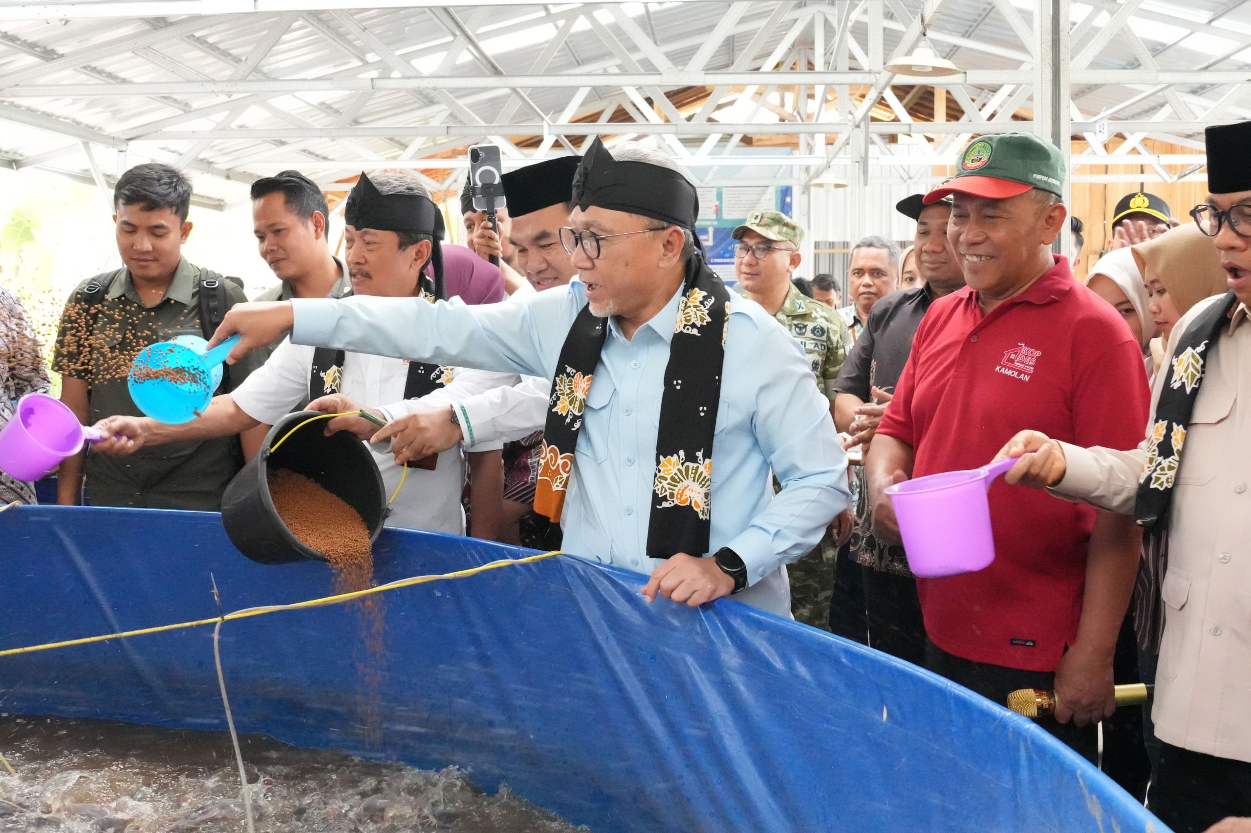 Zulhas Sebut Sinergi KDMP dan MBG Buat Ekonomi Kuat