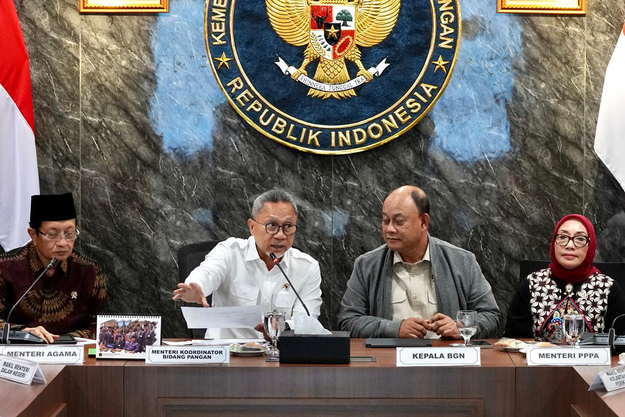127034_kementerian-koordinator-bidang-pangan-menggelar-rakortas-pada-29-januari-2026_20260204134758.jpeg