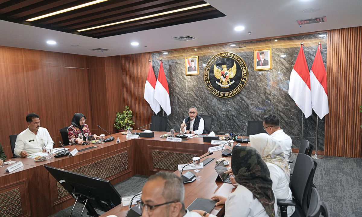 30043_menko-pangan-pimpin-rakortas-penetapan-neraca-komoditas-pangan-2026_20251218100916.png