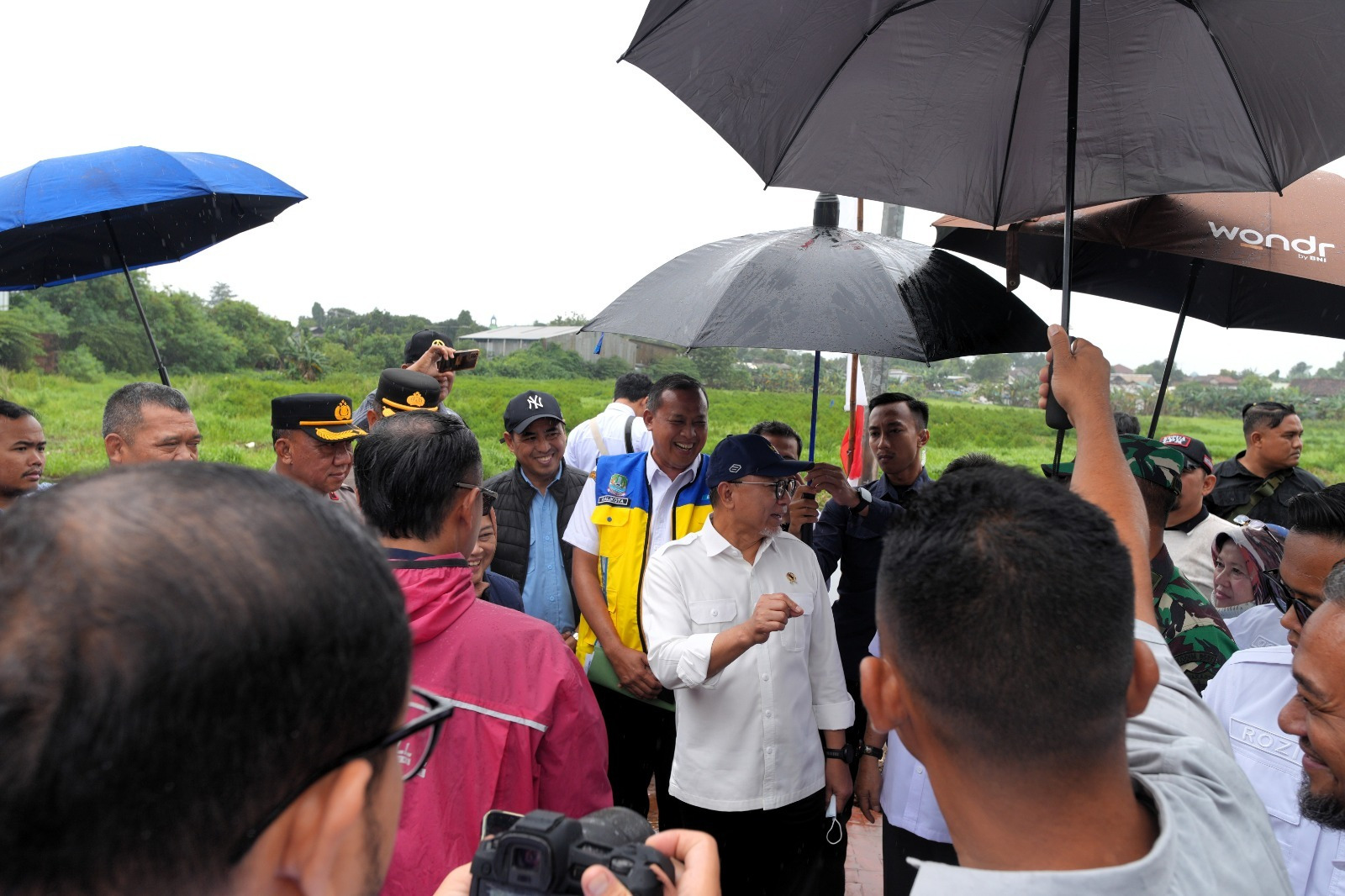 360875_menko-pangan-meninjau-kondisi-tpst-bantar-gebang-kota-bekasi_20260123090450.jpeg
