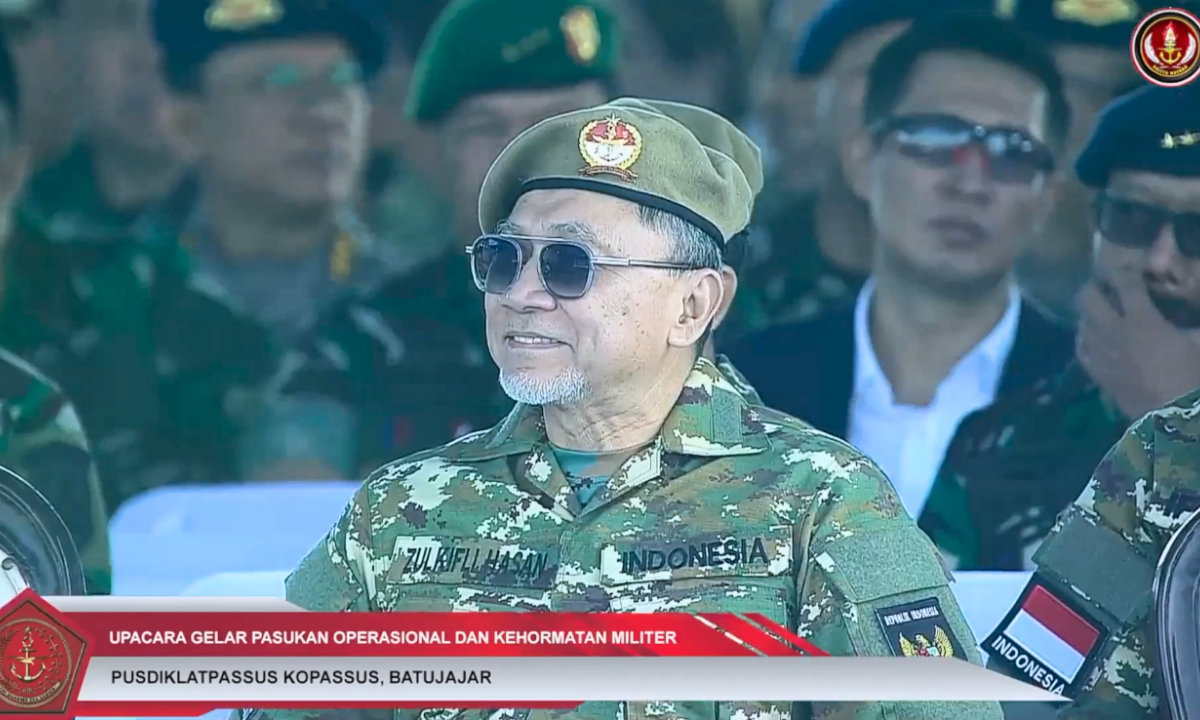 36545_menghadiri-upacara-gelar-pasukan-operasional-dan-kehormatan-militer-tahun-2025-di-pusdiklatpassus-batujajar_20250925155445.png