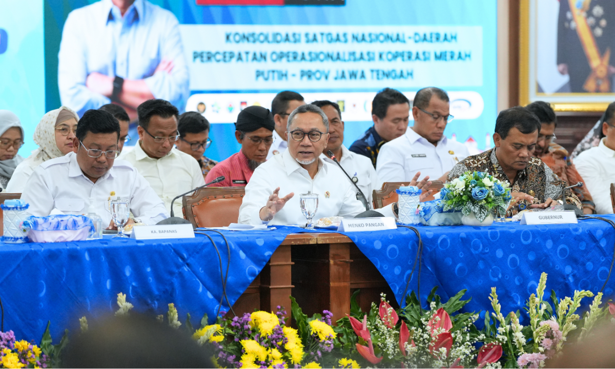 55923_kunjungan-kerja-menko-bidang-pangan-zulkifli-hasan-ke-semarang-magelang-jawa-tengah_20250925170502.png