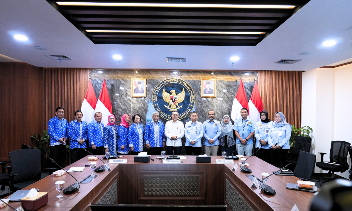 563178_pertemuan-menko-pangan-dengan-ketua-umum-persatuan-ahli-gizi-indonesia-persagi-_20251121110948.png