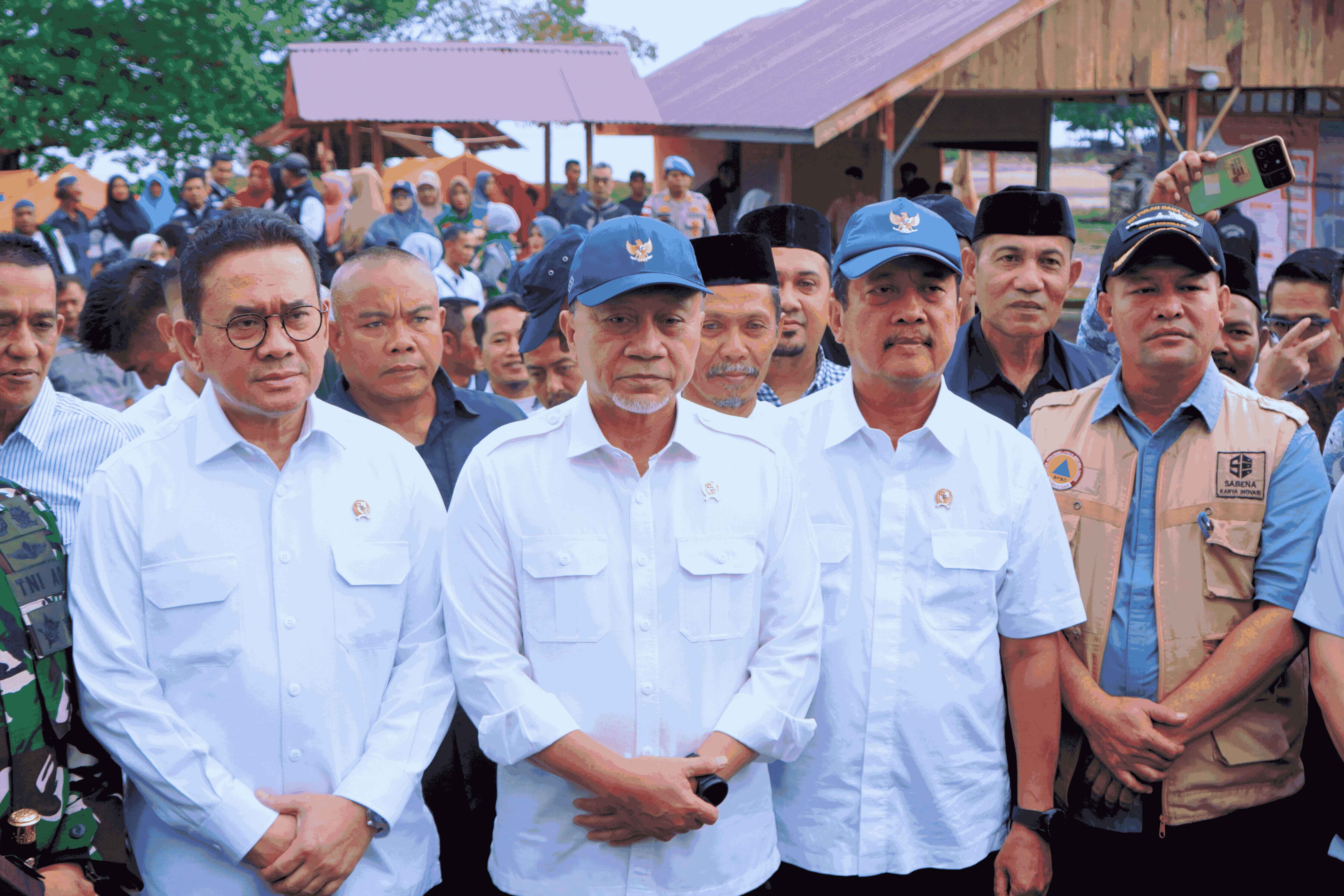 88985_menko-pangan-cermati-dampak-banjir-pada-budidaya-udang-dan-bandeng-di-desa-lancok-syamtalira-bayu_20260115112538.jpg